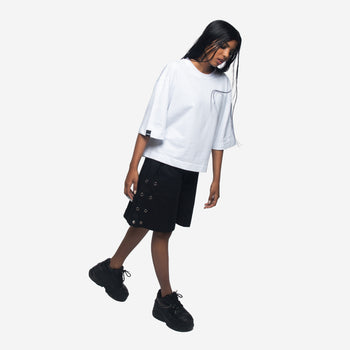 OVERSIZE CROPPED GRAPHIC T-SHIRT IN WHITE